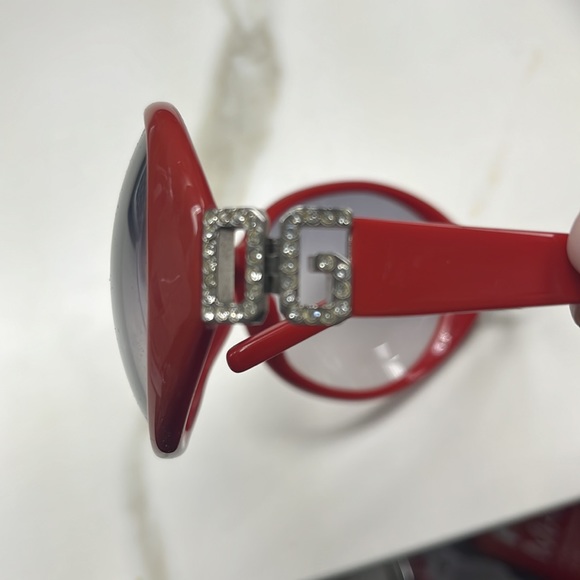 Dolce & Gabbana oversized red sunglasses with crystal DG sides in case - Picture 4 of 11